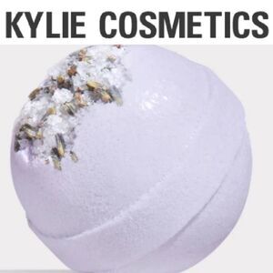 Kylie Skin Lavender Bath Bomb